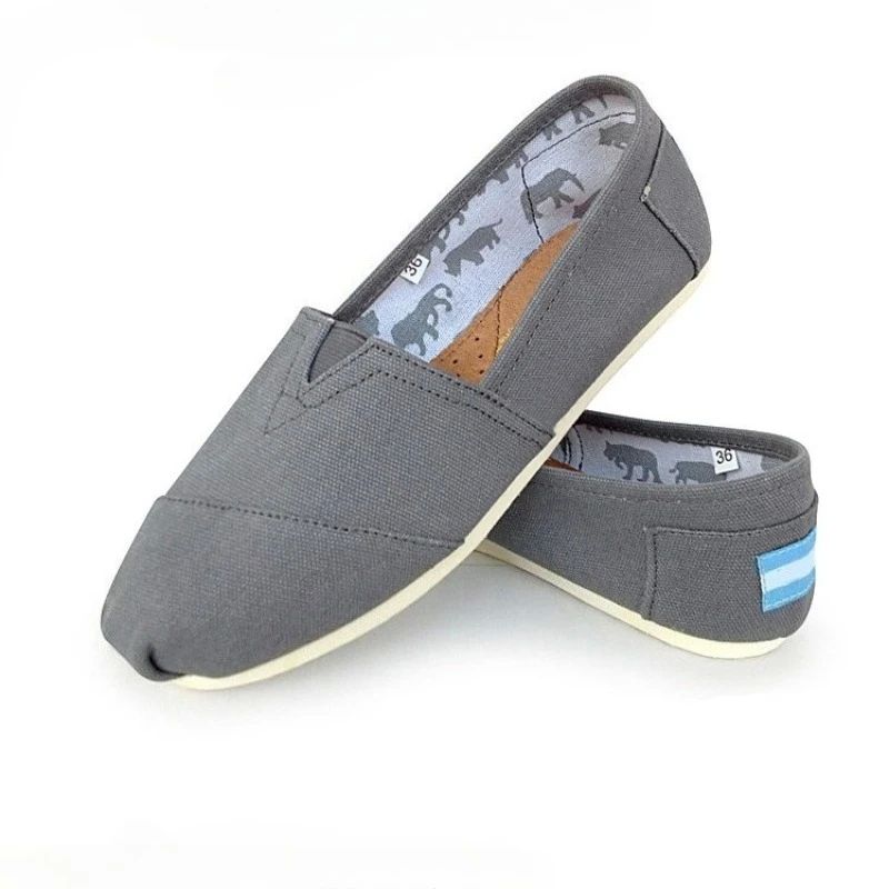 Men and Women Solid Color Shoes Large Size 35-45 Breathable