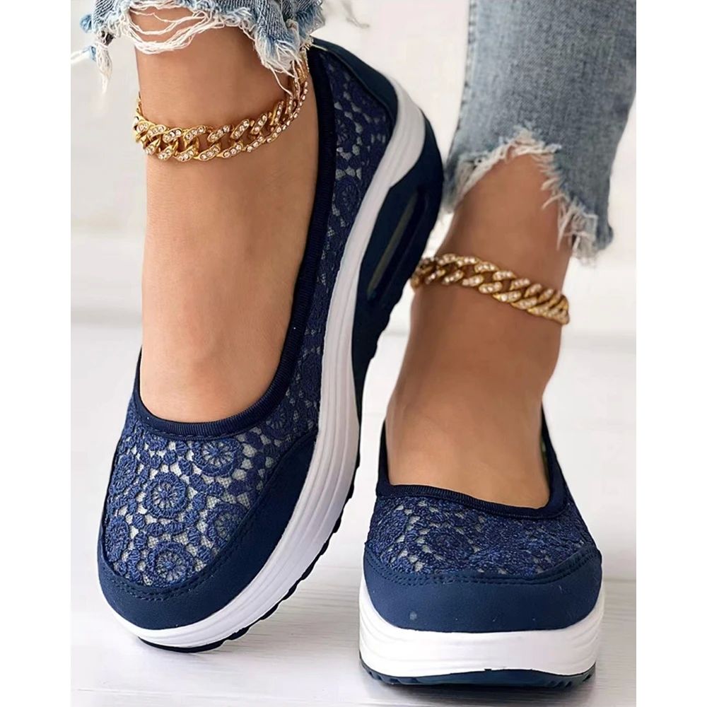 2025 Casual Contrast Lace Slip-on Sneakers Women Spring Autu