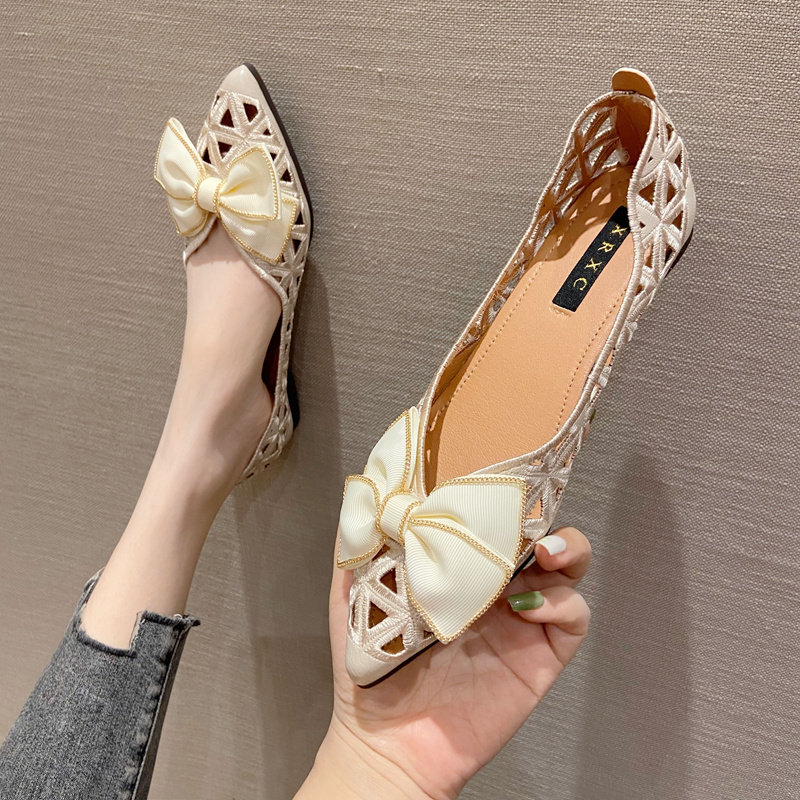 凉鞋女仙女风2026夏款刺绣洞洞鞋镂空平底单鞋尖头浅口晚晚温柔鞋