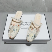 温柔珍珠平底刺绣奶奶凉拖鞋 新中式 新款 女外穿2026夏季 包头半拖鞋