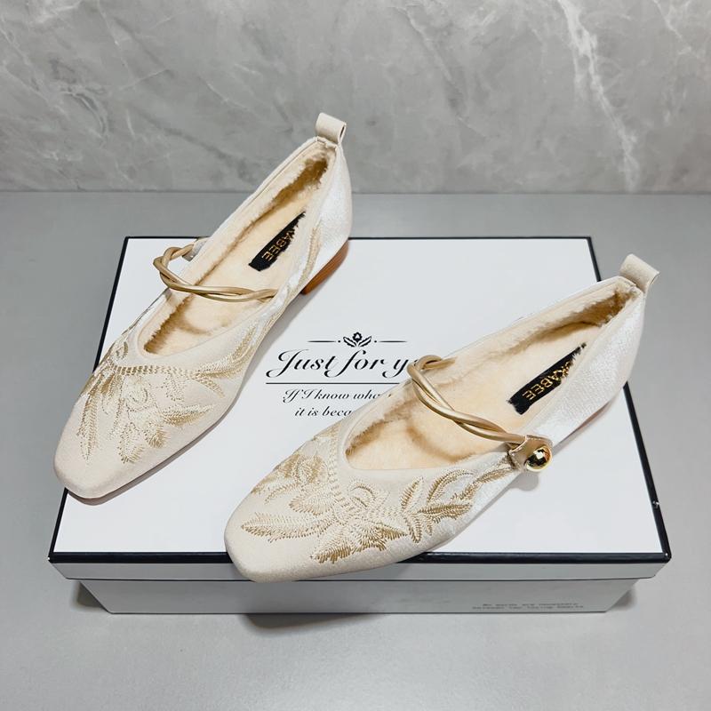 国风新中式方头加绒粗跟单鞋