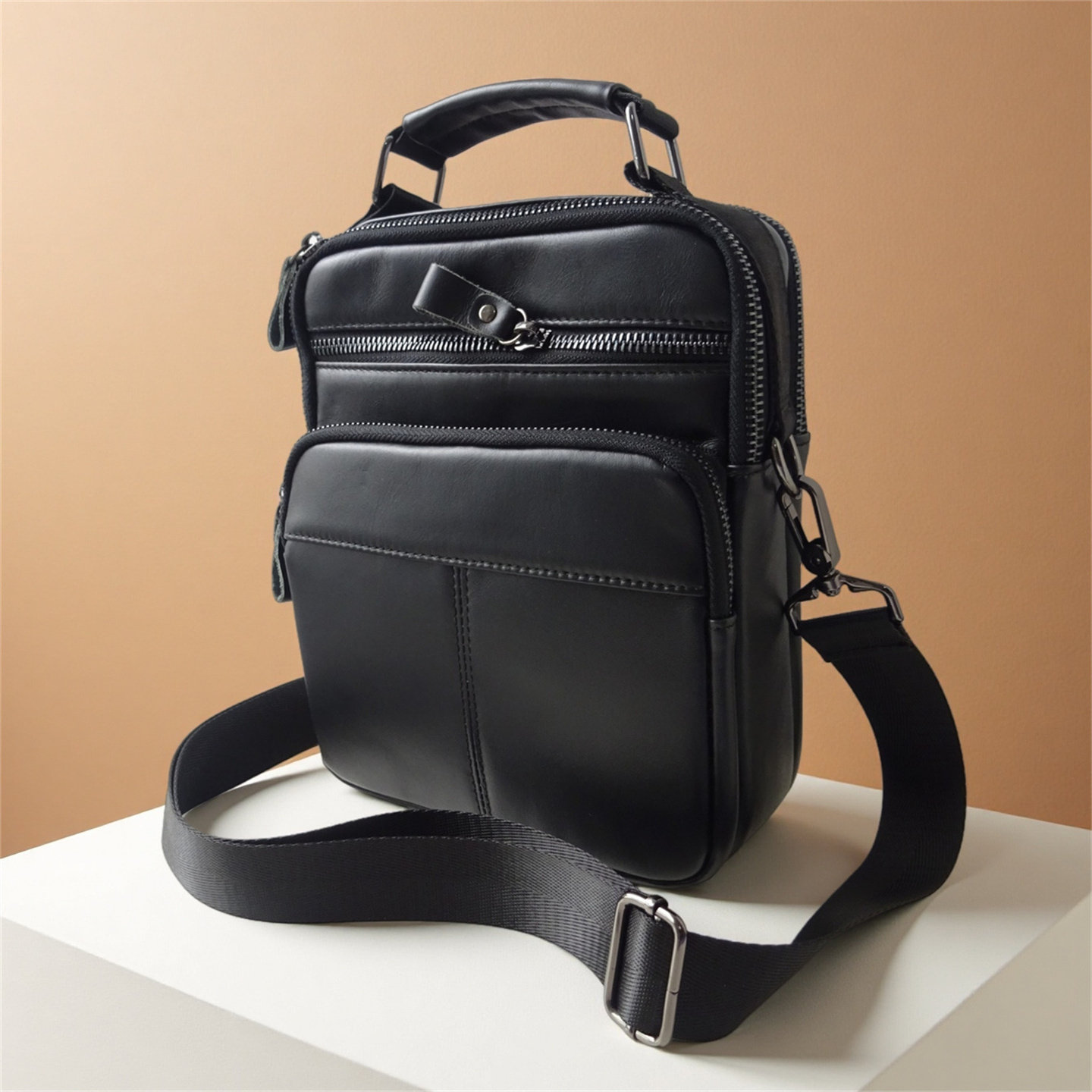 男士单肩包牛皮斜挎包竖款背包真皮男包运动斜跨商务休闲韩版潮流