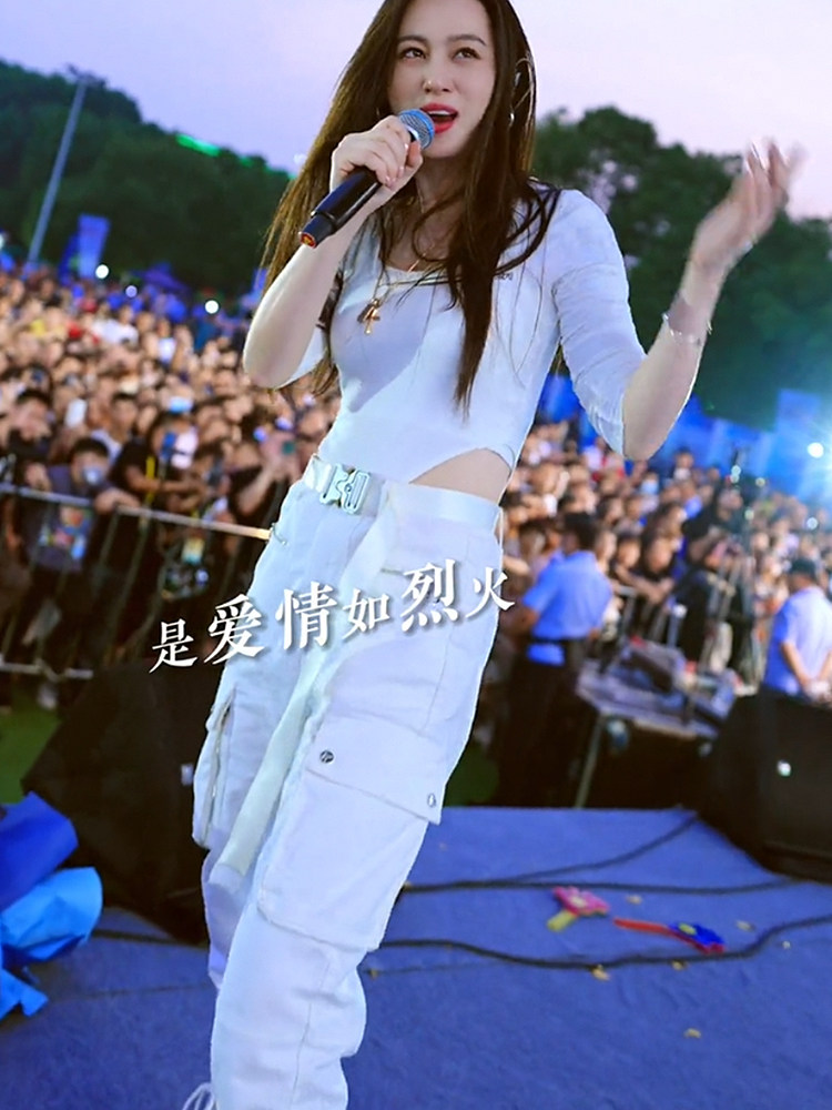 修身V领长袖T恤连体衣女休闲工装