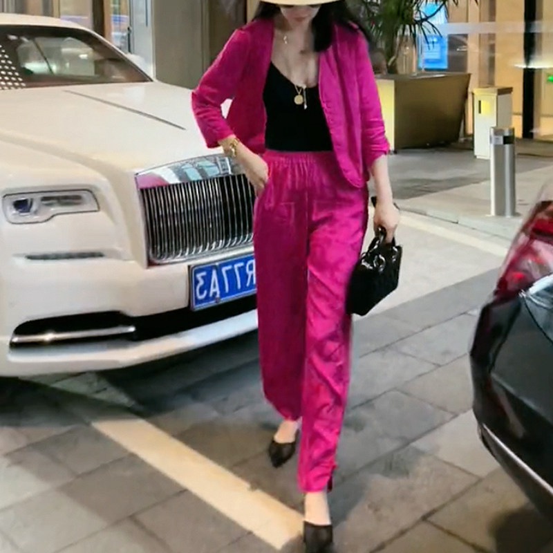 玫粉色提花外套气质高端裤子女