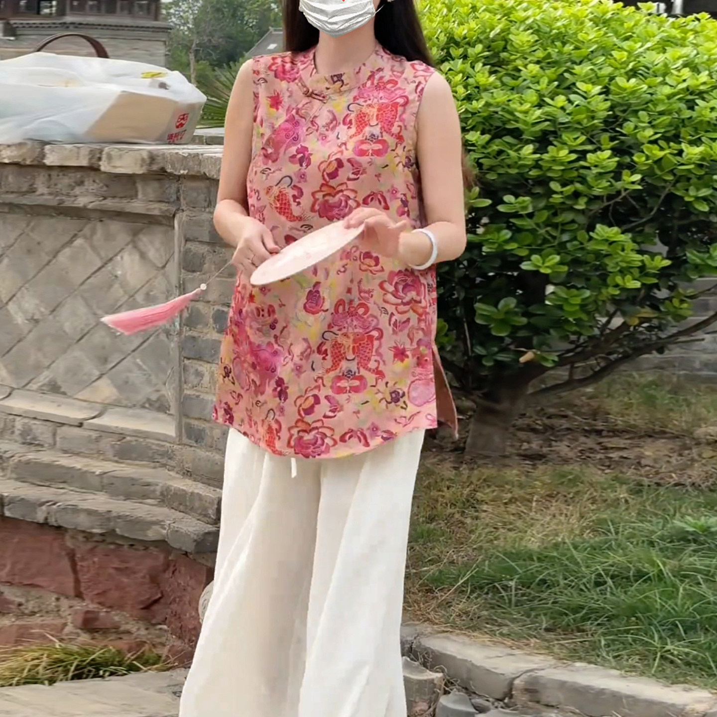 新中式复古衬衫国风印花无袖背心上衣女2025新款慵懒风宽松阔腿裤