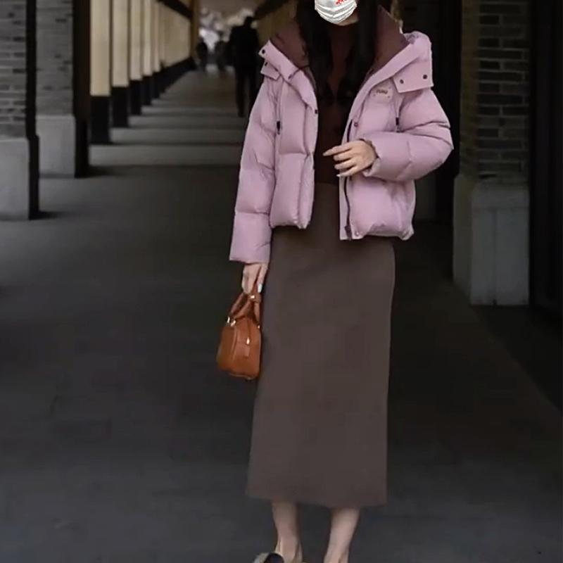2024冬季短款黑色加厚保暖女装