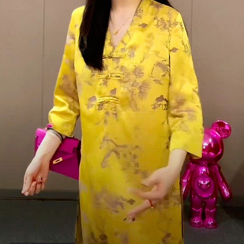减龄黄色盘扣印花衬衫女