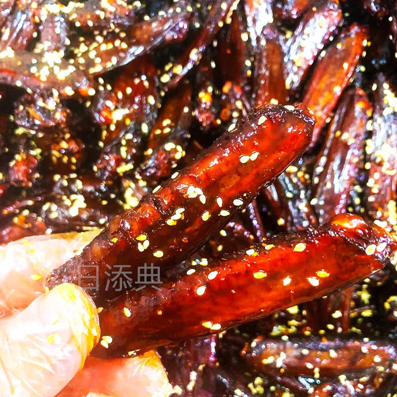 笑棠卤香辣鸭翅中湖南特产香辣鸭翅根酱卤味真空袋装辣酱香辣鸭脖