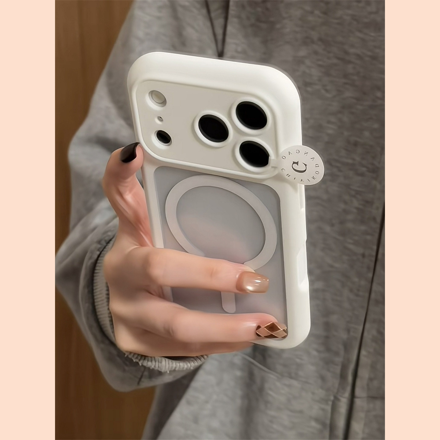 小众简约白色透明磁吸适用苹果18promax手机壳iphone17pro新款16pro个性时尚15pro男女款17全包防摔保护套