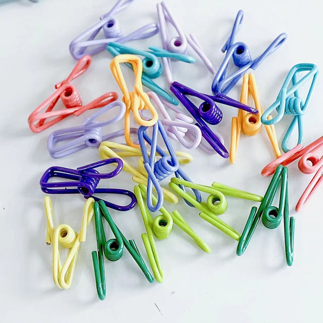 户外多功能夹子不锈钢无痕防风彩色晾衣夹马卡龙零食封口糖果色