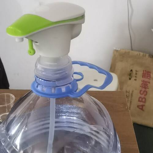 自动饮料分配器泵适用于牛奶饮料抽水吸管器手压式吸管家用矿泉水