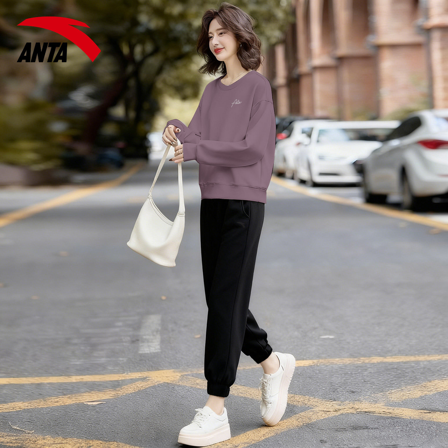 安踏中年妈妈漂亮套装女春秋休闲跑步百搭时尚卫衣长裤宽松运动服