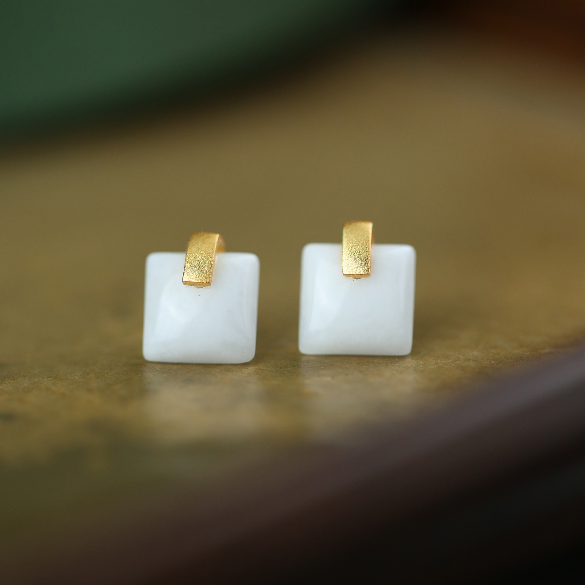 S925纯银镀18k金镶嵌蓝田玉耳饰方糖耳钉耳环个性气质女士新中式