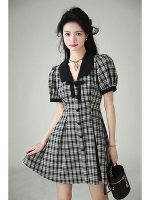 梅子熟了【方糖优格】显瘦法式连衣裙小个子春季新款a字格纹短裙