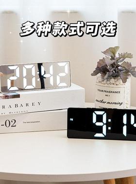 夜光镜面时钟高颜值钟表时间表摆件led数字显示充电桌面电子闹钟