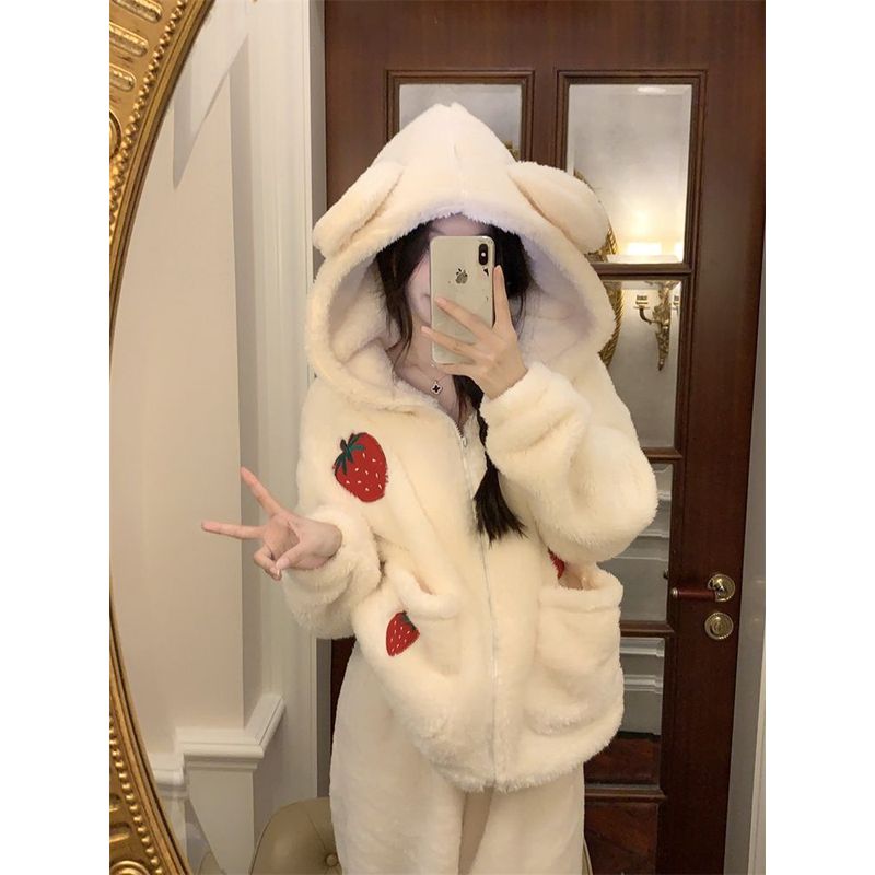甜美风可爱加绒珊瑚绒睡衣女秋冬款加厚毛绒绒连帽家居服保暖套装