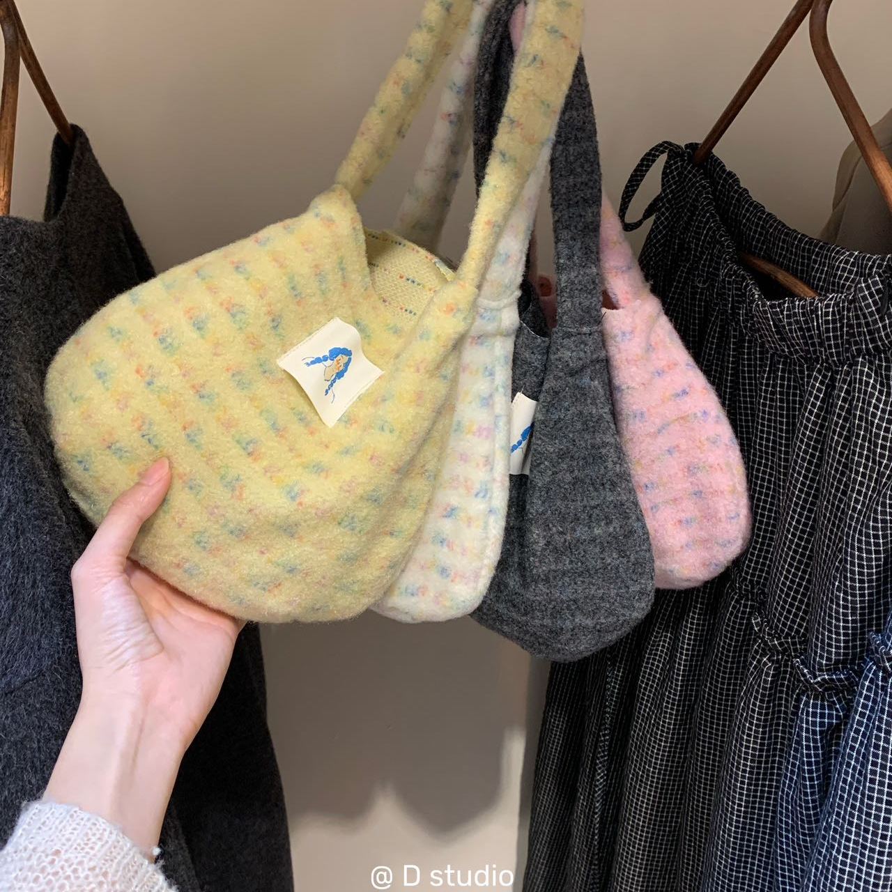 杜小宅毛呢鸡蛋手提包内裤