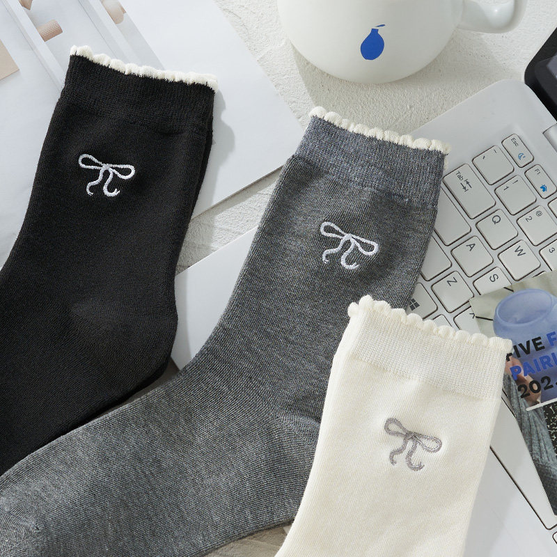 白色木耳边中筒袜女ins刺绣蝴蝶结春秋款日系学院风百搭堆堆长袜,女士内衣/男士内衣/家居服,中筒袜,淘宝优惠券,粉丝福利购,淘宝优惠卷