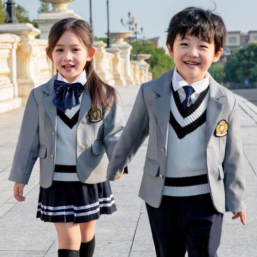 春秋季小学生校服时尚百