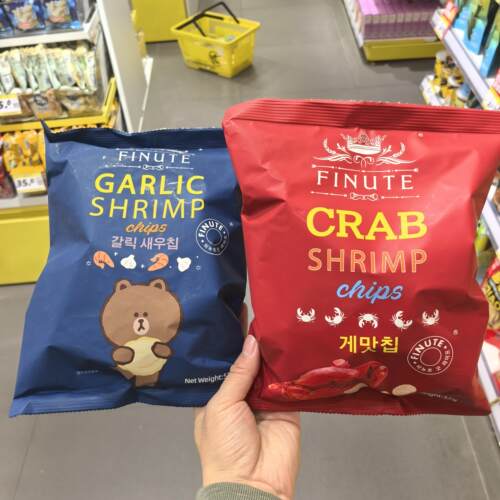 零食finute趣莱福蒜味蟹味虾片休闲点心小吃52克大包袋装学生很忙
