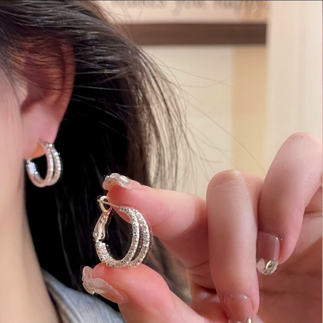 抖音爆款双层双圈银色碎冰冰耳扣百搭高级感耳饰轻奢碎银圈圈耳环