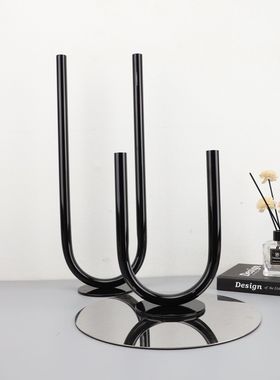 现代简约金属U形烛台工艺品北欧创意家居桌面客厅房间装饰品摆件