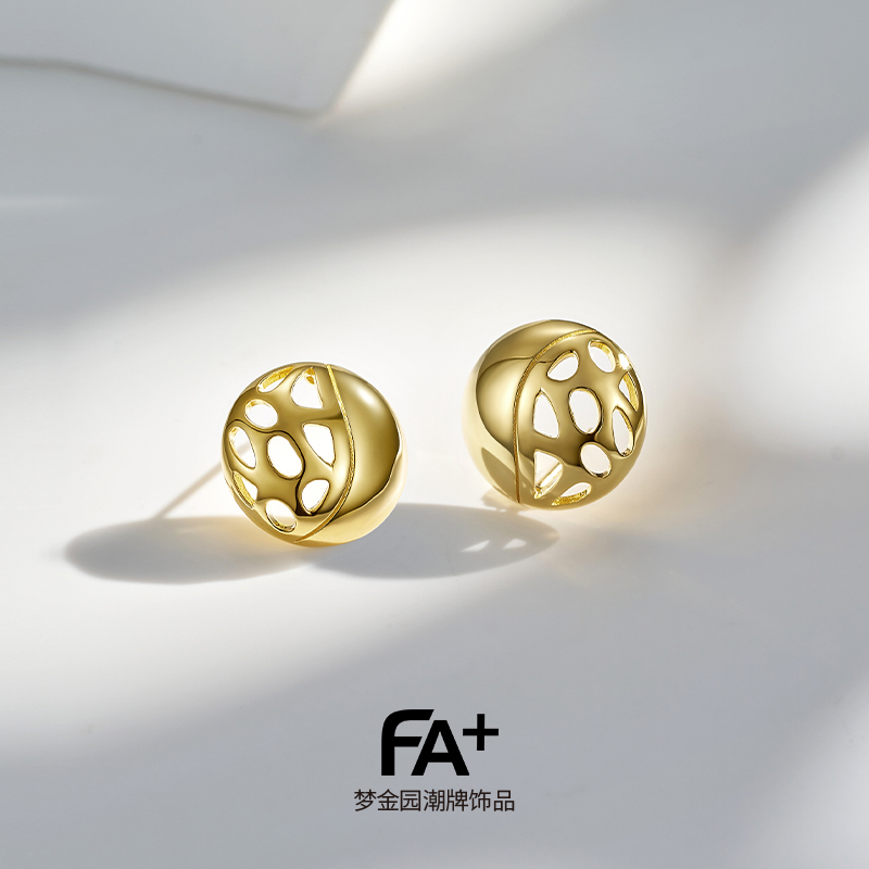 梦金园潮牌饰品时尚925银耳钉女