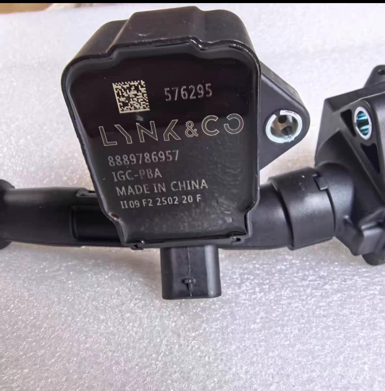 适用于领克LYNK&CO点火线圈8888481265 8888668932汽车配件高压包