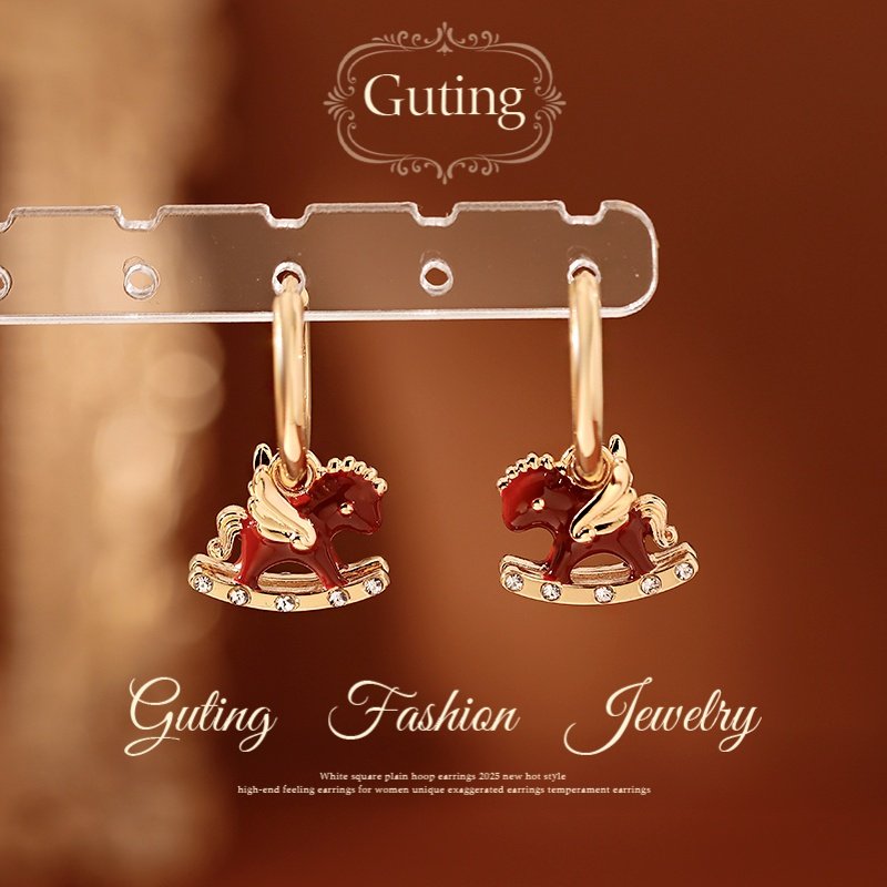 古婷本命年红色小马耳扣耳环女2026新款爆款高级感耳饰方圆脸耳钉,饰品/流行首饰/时尚饰品新,耳环,淘宝优惠券,粉丝福利购,淘宝优惠卷