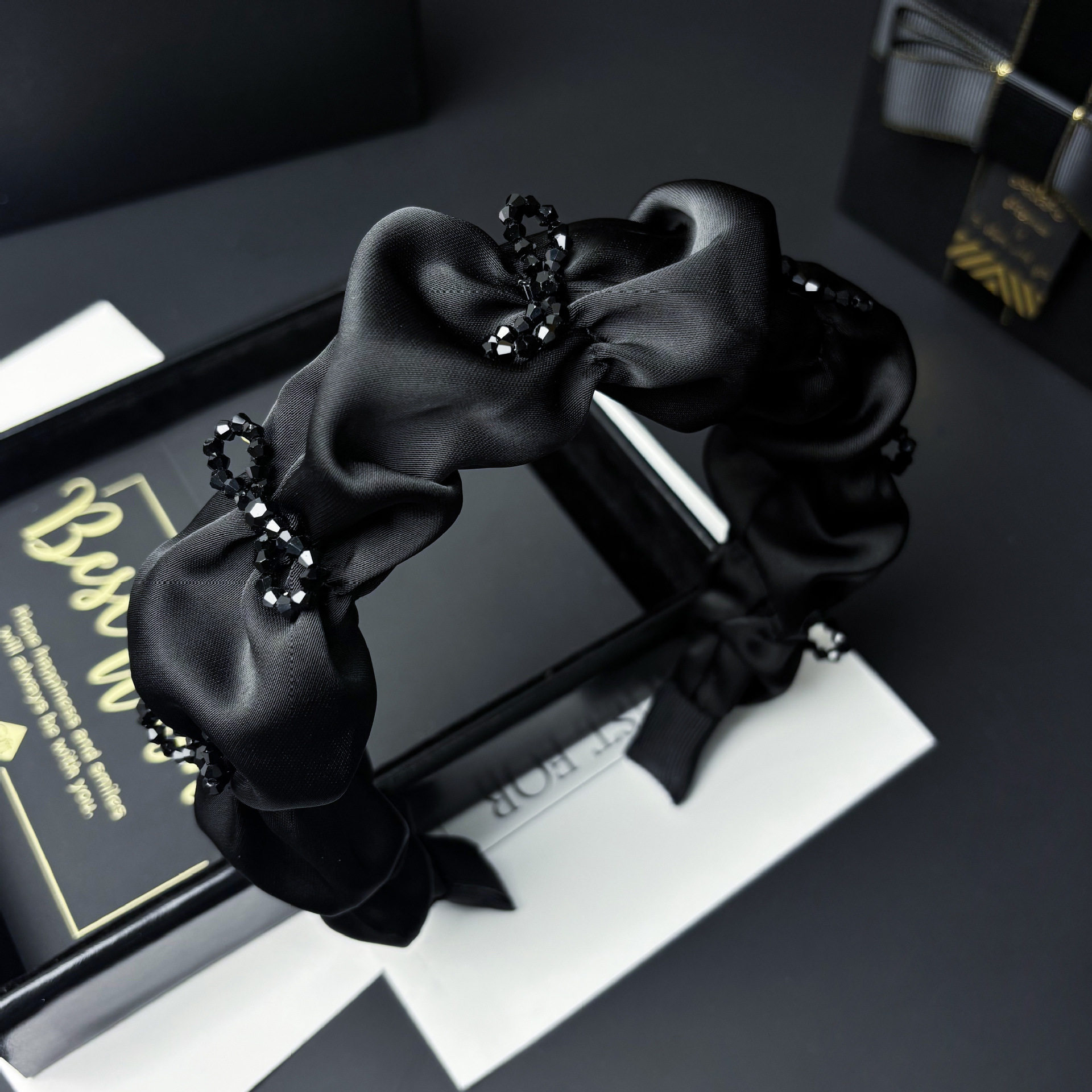 阿吉豆发箍复古女款高颅顶古风黑晶石蝴蝶结缎面褶皱显脸小头箍,居家日用,眼罩,淘宝优惠券,粉丝福利购,淘宝优惠卷