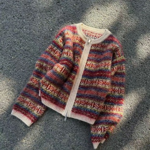 毛衣 彩虹配色重工费尔岛风两面穿加厚拉链开衫 LM家高品 26年新品