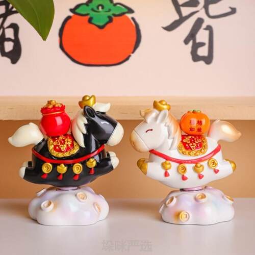 马年车内摆件新年公仔生