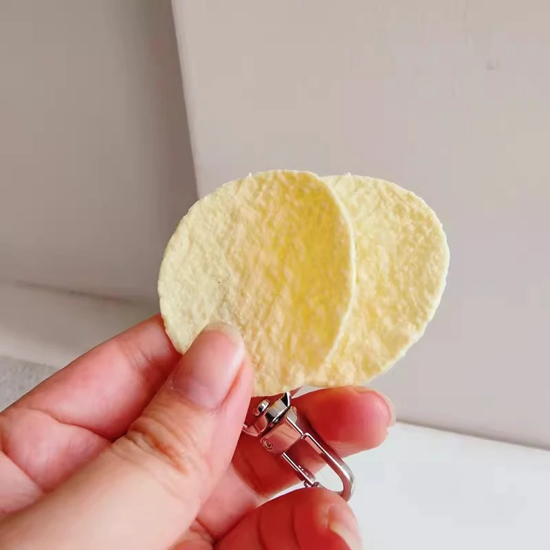 薯片太可爱了仿真食物钥匙扣男女学生包包挂件趣味搞怪挂饰