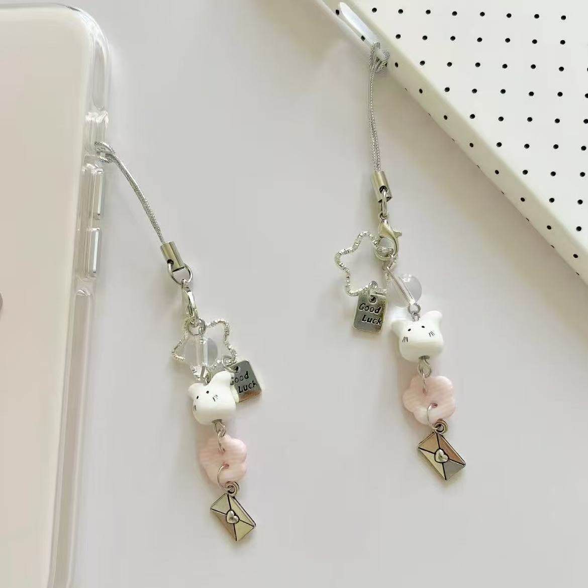 粉色小兔咪一封来自小兔咪的表白信pink手机链挂件咕本链卡册