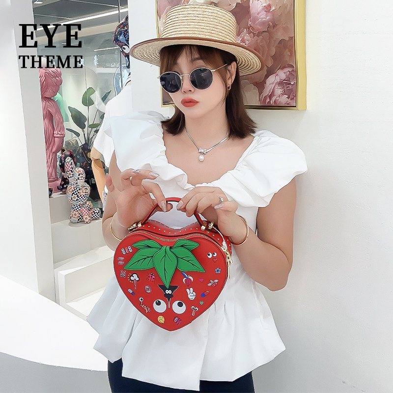 EYE THEME卡爱定型桃心包草莓潮流新奇女士斜挎包袋涂鸦小众款