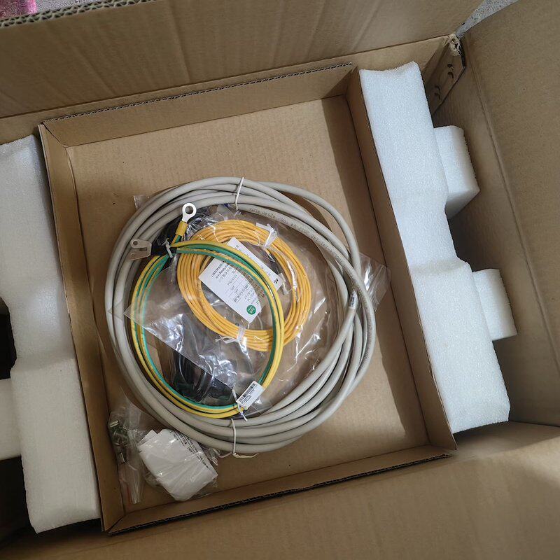 请议价-全新中兴F822 8口,