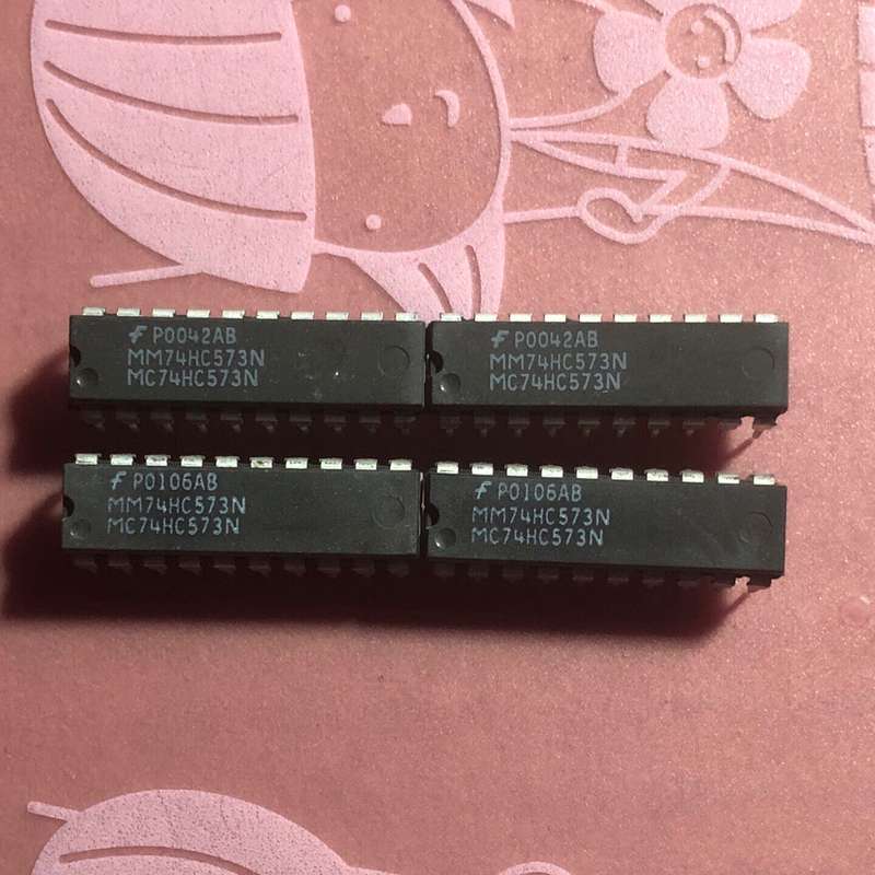 请议价-MM74HC573N,MC74HC573N,DIP-20全新