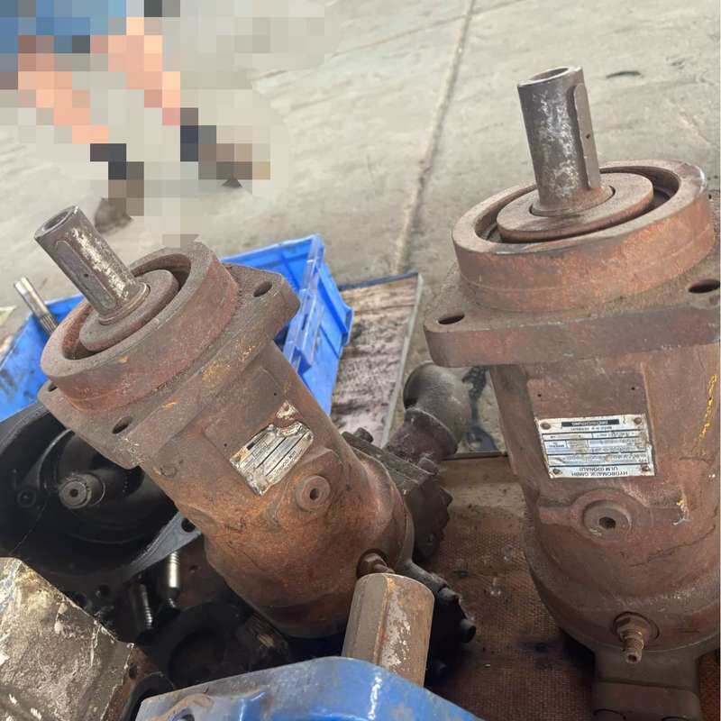 请议价-进口A7V40柱塞泵,德国制造,2台价格实惠,成色如图,功