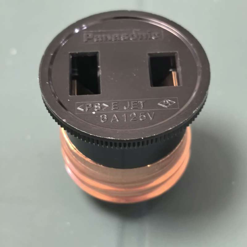 请议价-WH4101灯口转插座适配器，日本进口全新带独立包装，适
