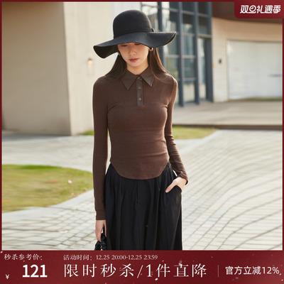 西町村屋拼接设计翻领修身打底衫