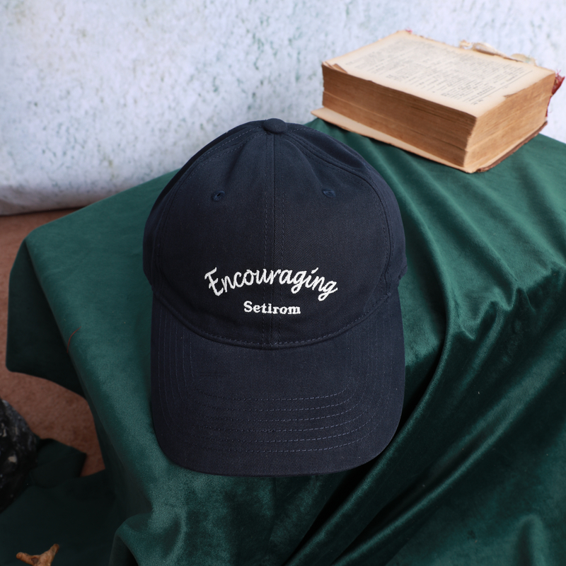 西町村屋休闲字母刺绣棒球帽子