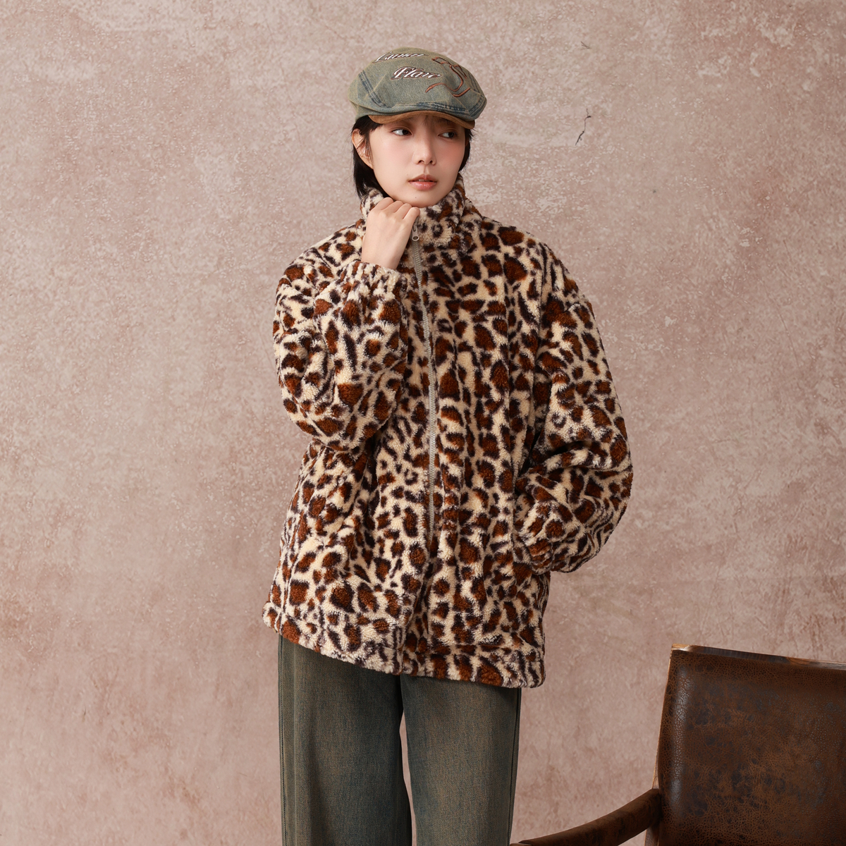 西町村屋韩系复古豹纹短款外套女