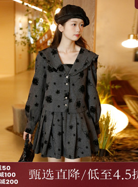 西町村屋外套女秋季新款娃娃领学院风灰色植绒短款上衣AC8219021