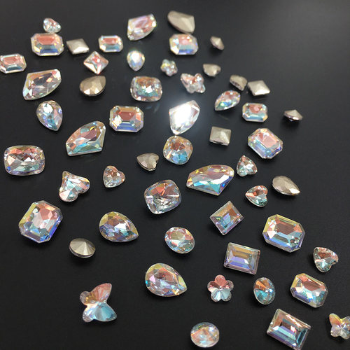 DANA浙江义乌尖底异形淡彩白美甲