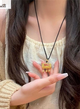 镀金首饰古法国潮牡丹小锁包项链毛衣链牡丹花丝小锁吊坠厂家百搭