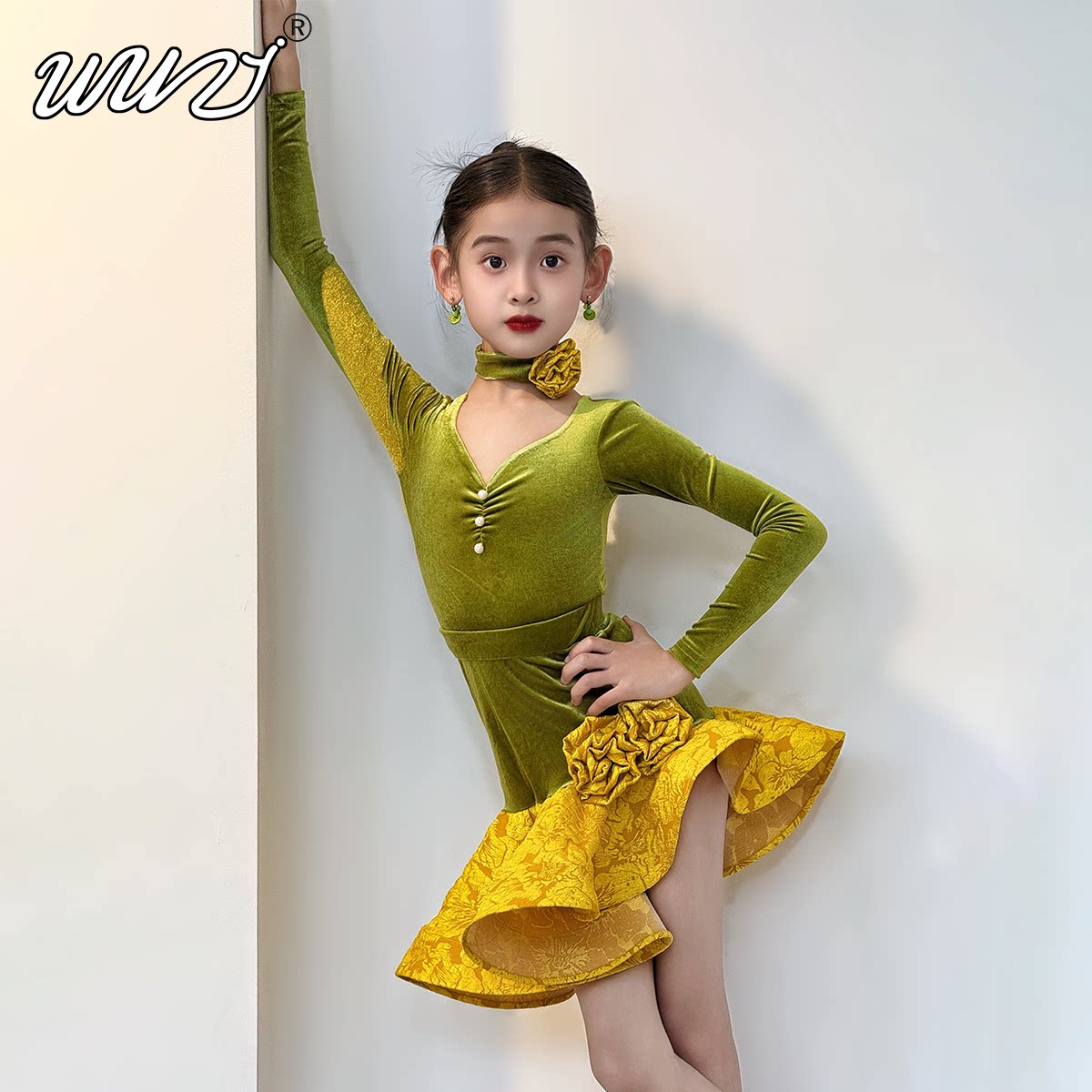 舞姿少儿拉丁舞服2026秋冬新款高级女童舞蹈服练功训练表演服套装
