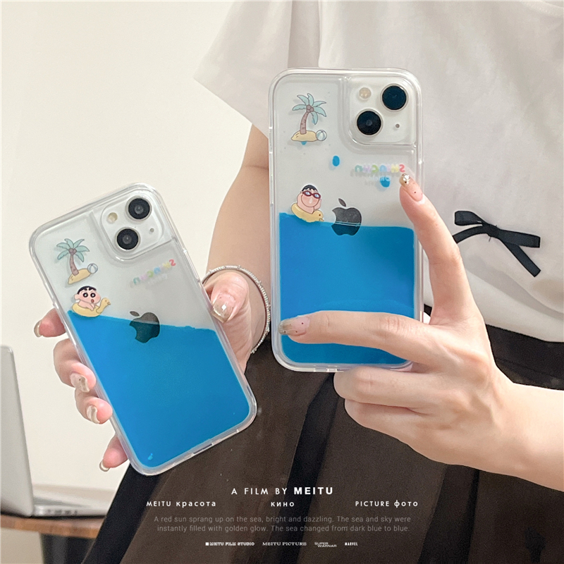 夏日可爱液体流沙冲浪蜡笔小新适用苹果14手机壳iPhone13ProMax新款12防摔13pro硅胶女14个性创意15保护套