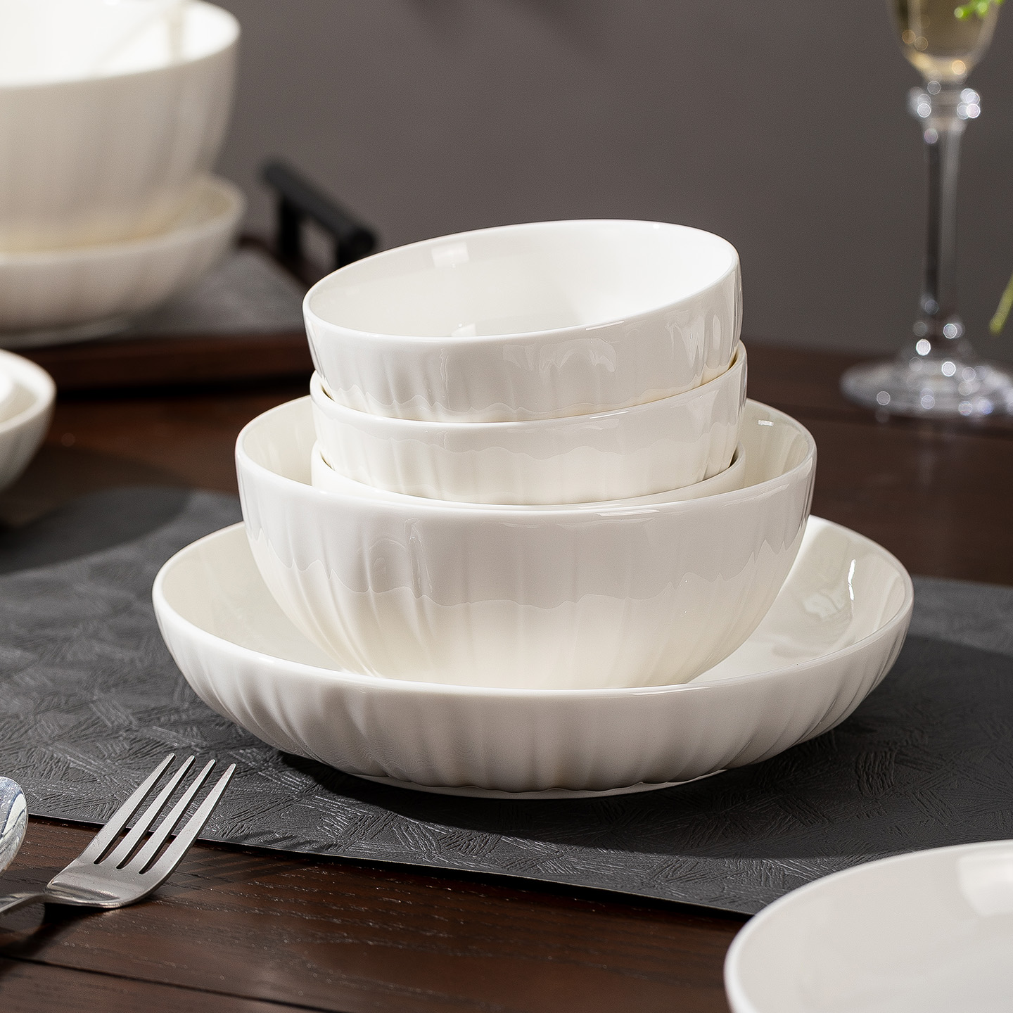 简约百搭陶瓷家用碗碟套装