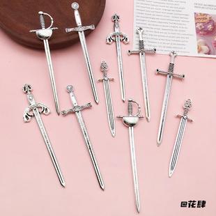 长剑饰品百搭手工风格 合金项链配件宝剑 刀剑痛包挂件创意服饰装