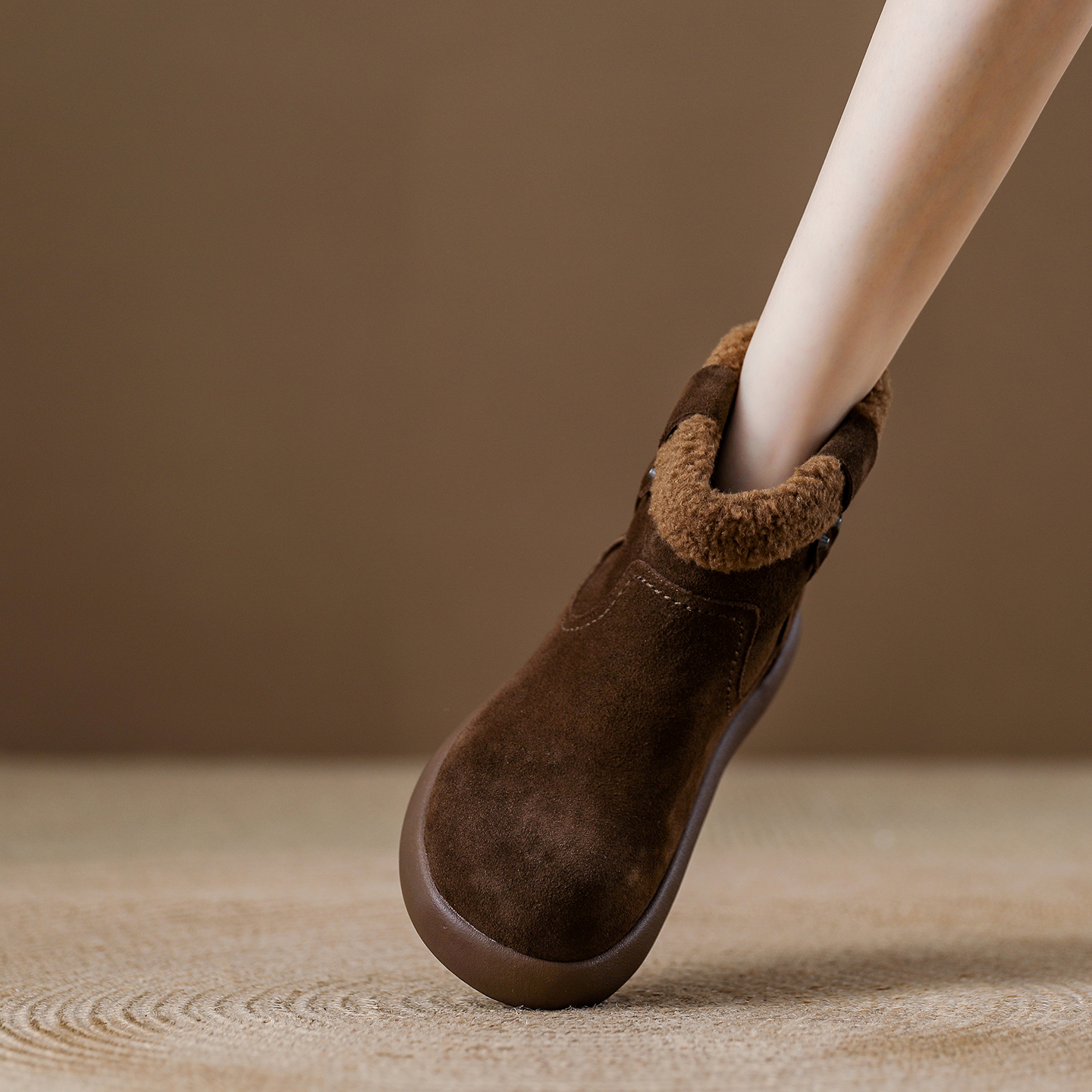 短靴加绒加厚保暖东北毛毛棉鞋